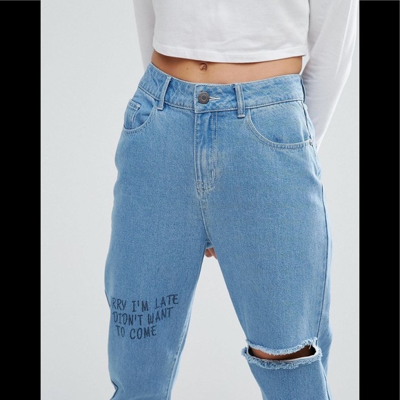 Noisy May Mom Jeans Scribble Detail Raw Hem - Picture 4 of 8